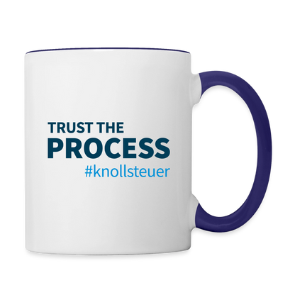 Liebhaberstück "Trust the process"-Tasse, EXKLUSIV in dunkelblauem Design - Weiß/Kobaltblau